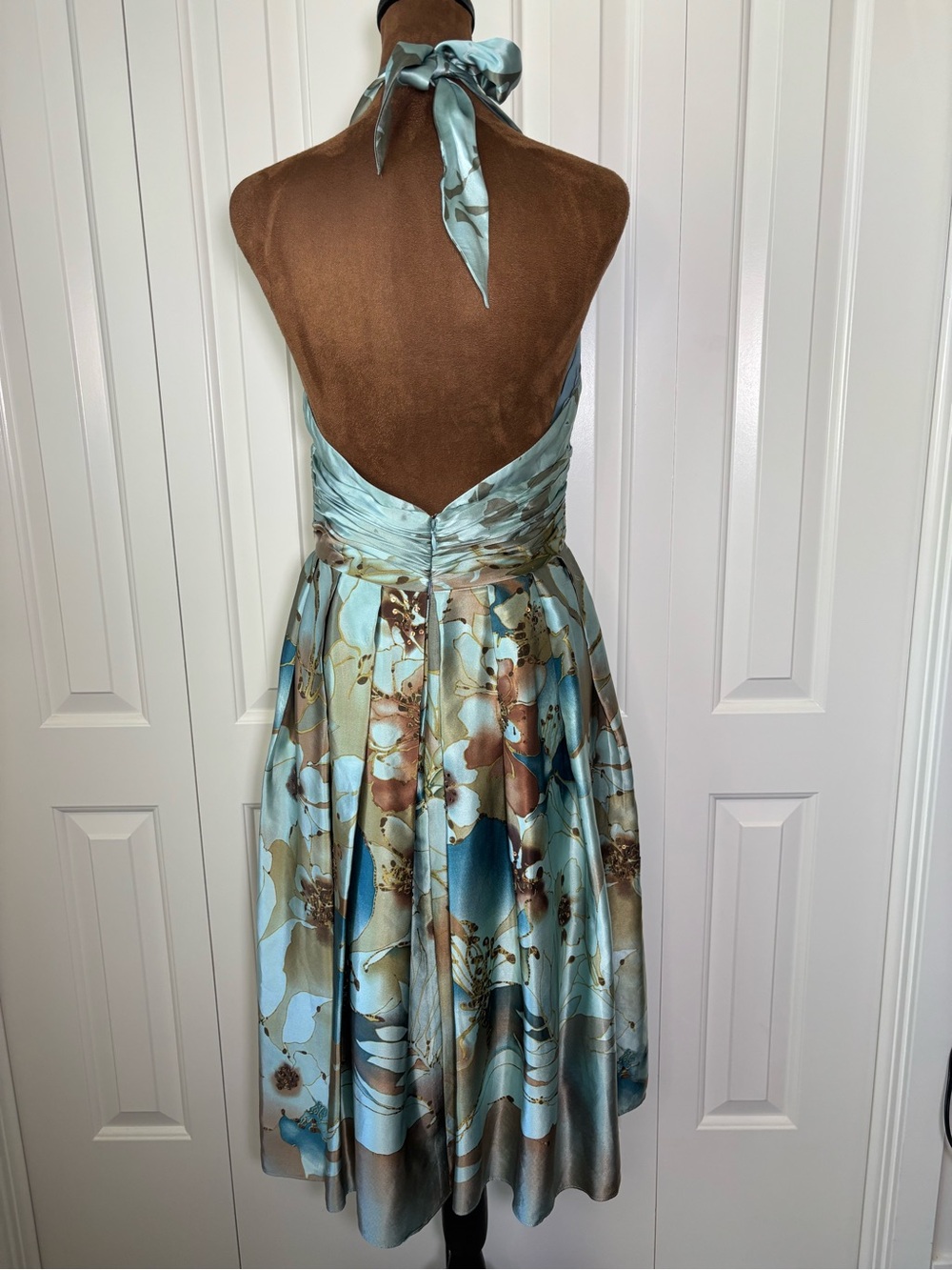 Vtg Y2K Adrianna Papell 100% Silk Halter Dress Watercolor Floral Sequin Size 4 - Picture 5 of 14